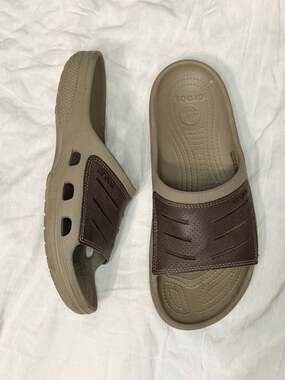 Crocs Yukon Mesa Slide Sandals Men's Brown Size M 10 Slides Shoes Leather